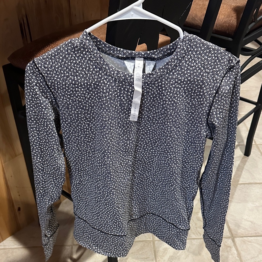 Lululemon Women's Black and White Patterned Top